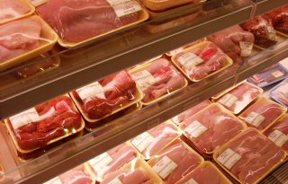 Supermarkt+moet+werk+maken+van+keurmerkkip