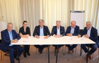 LTO+en+POV+zetten+handtekening+onder+samenwerking