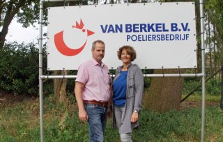 Poeliersbedrijf+en+vleeskuikens+op+%C3%A9%C3%A9n+locatie