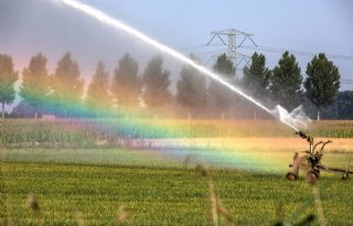 Boeren+in+Noordwaard+mogen+weer+beregenen