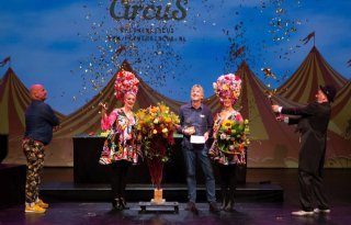 Floralis+Lisianthus+is+%27Meesterteler%27+op+Zomerbloemententoonstelling