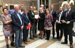 Rozentelers+doen+uiterste+poging+voor+compensatie