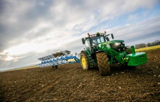 Brandstofgarantie+John+Deere+breidt+uit+naar+het+veld