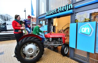 Boeren+checken+herkomst+kerstboodschappen